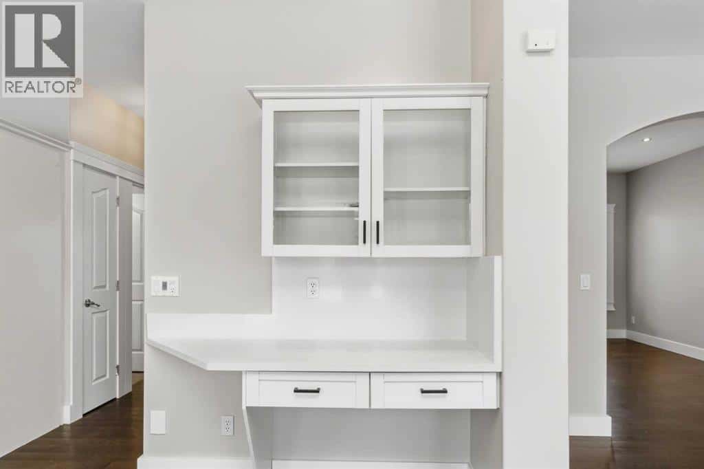 Fort McMurray — Fort McMurray - Photo 4 of 144