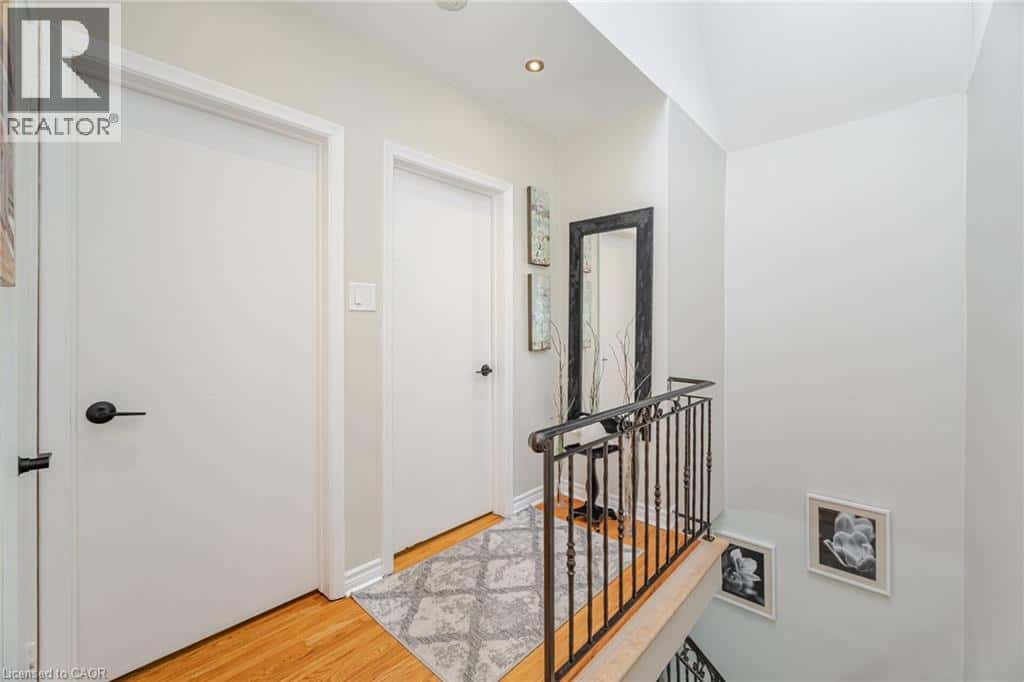 Mississauga — Mississauga - Photo 5 of 41