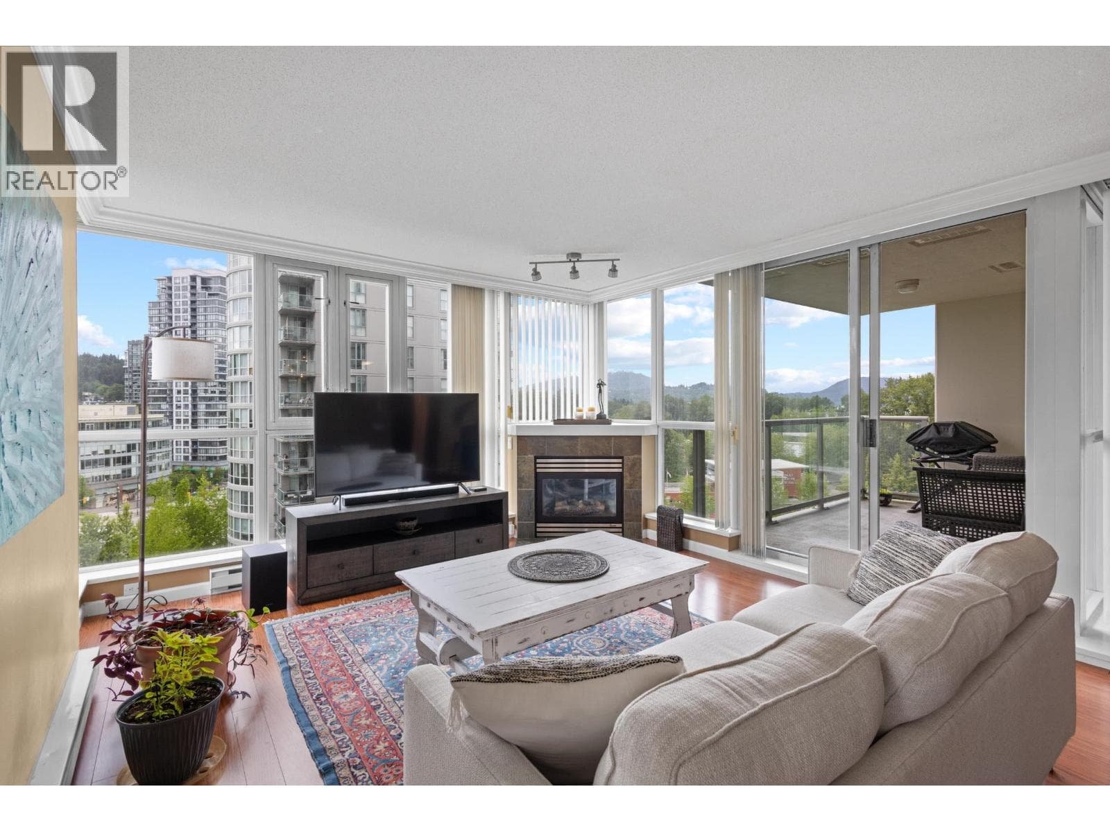 903 235 GUILDFORD WAY — Port Moody, British Columbia - Main photo