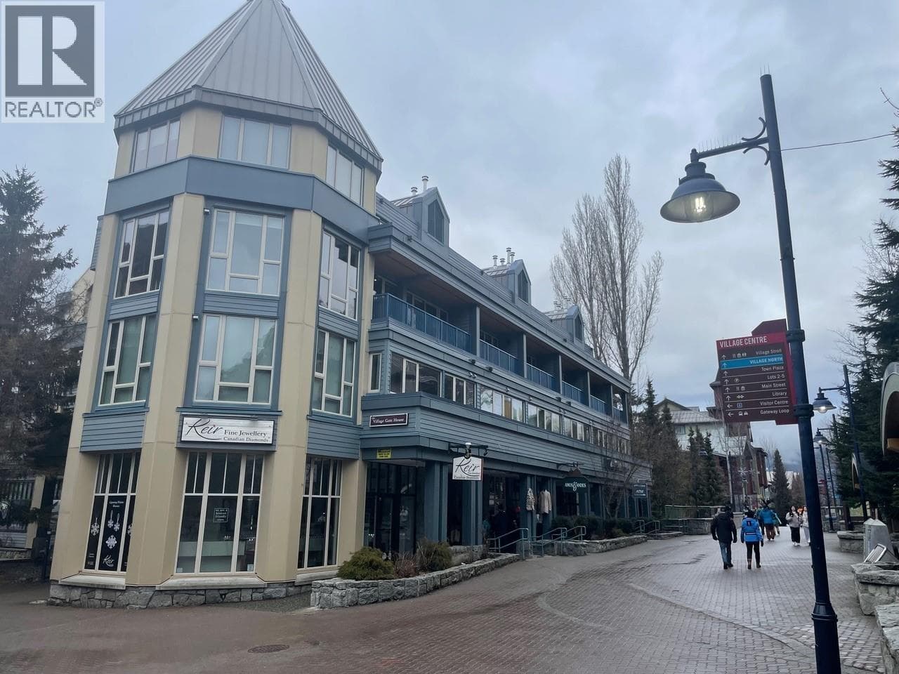 310 Week 1-4321 VILLAGE GATE BOULEVARD — Whistler, British Columbia - Main photo