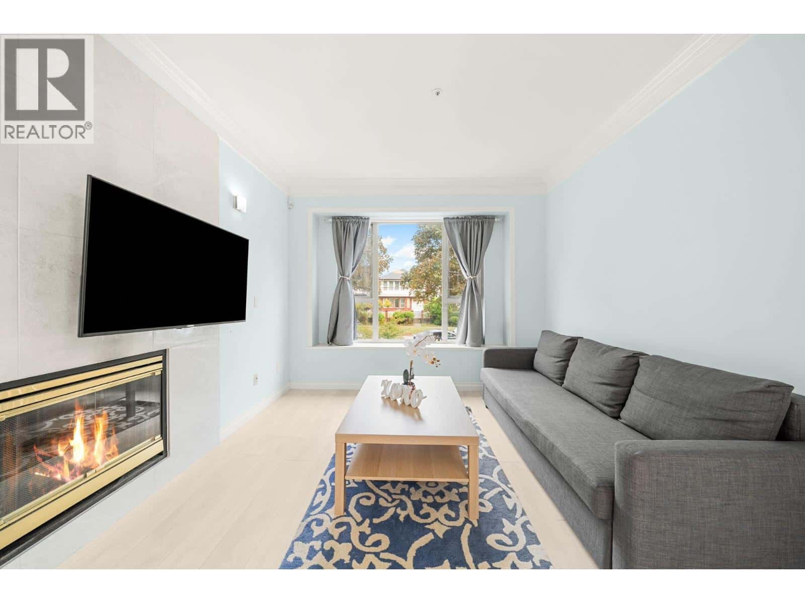 5657 KERR STREET — Vancouver, British Columbia - Photo 4 of 29