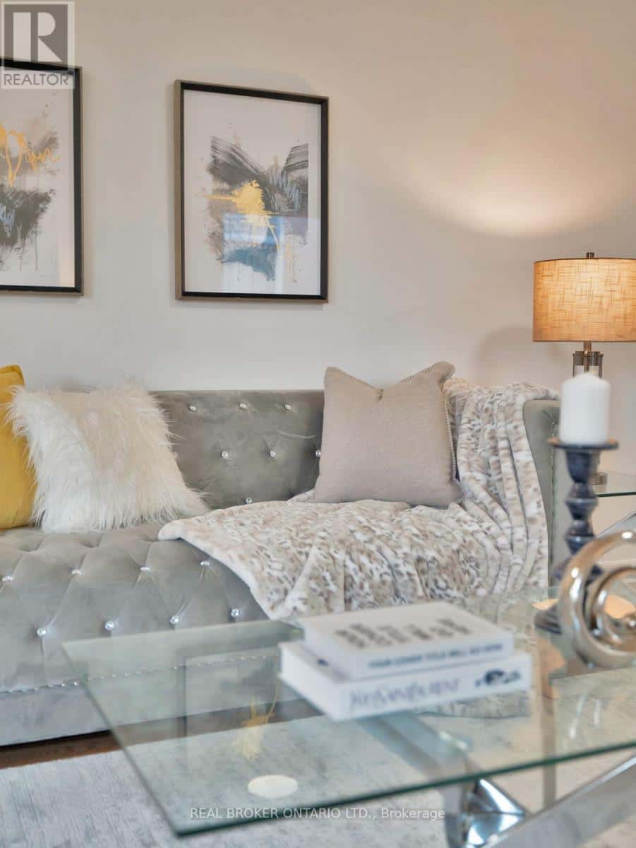 462 STAINES ROAD — Toronto (Rouge), Ontario - Photo 5 of 50