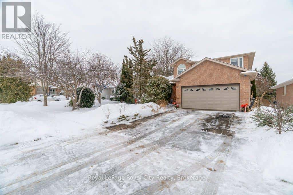 20 TANAGER DRIVE — Guelph (Kortright Hills), Ontario - Photo 4 of 50