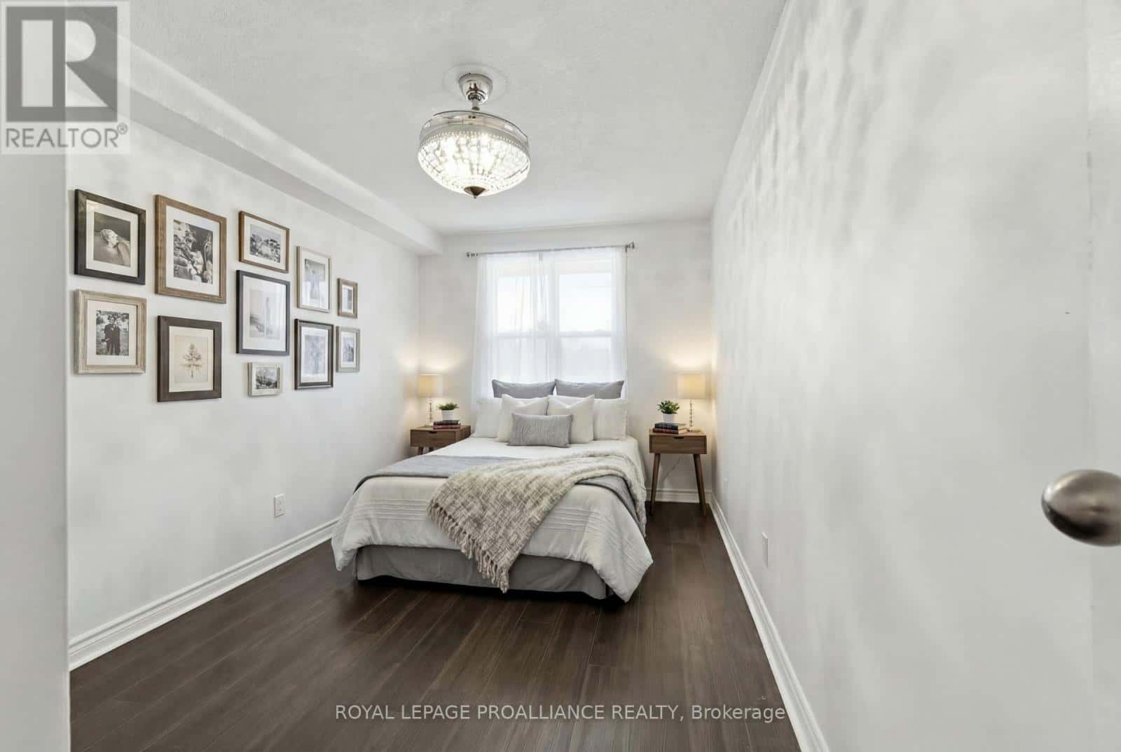 3 - 80 GRIER STREET — Belleville (Belleville Ward), Ontario - Photo 2 of 19