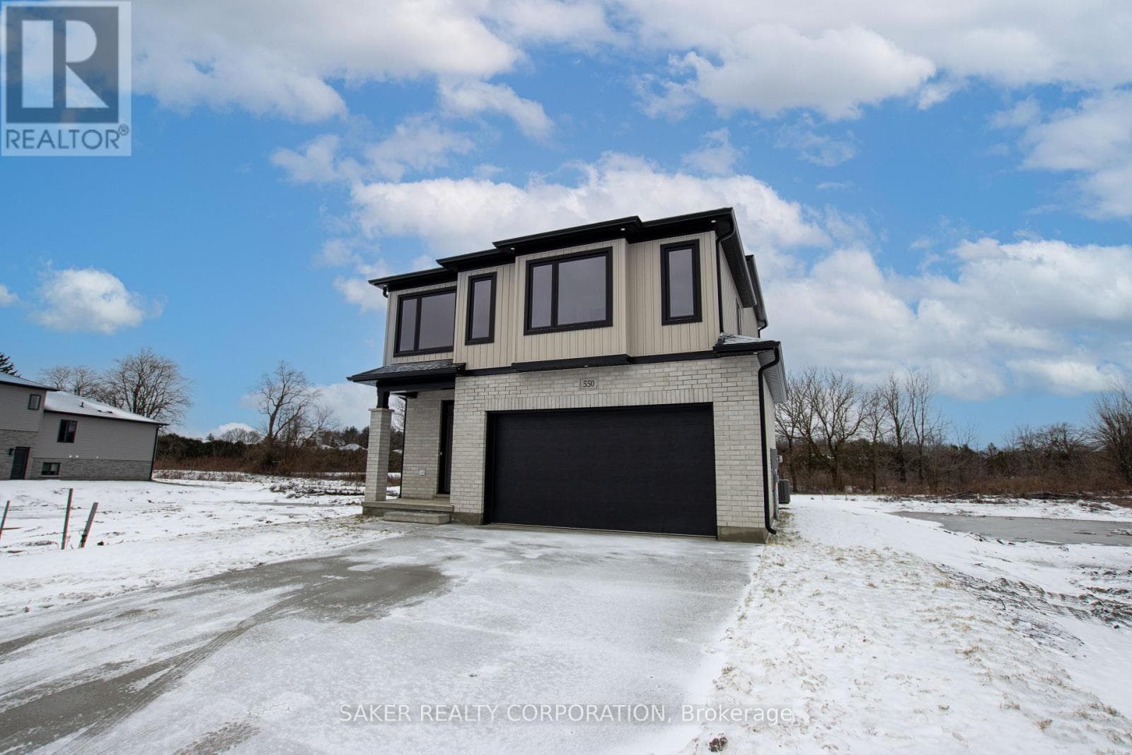 536 REGENT STREET — Strathroy-Caradoc (Mount Brydges), Ontario - Main photo