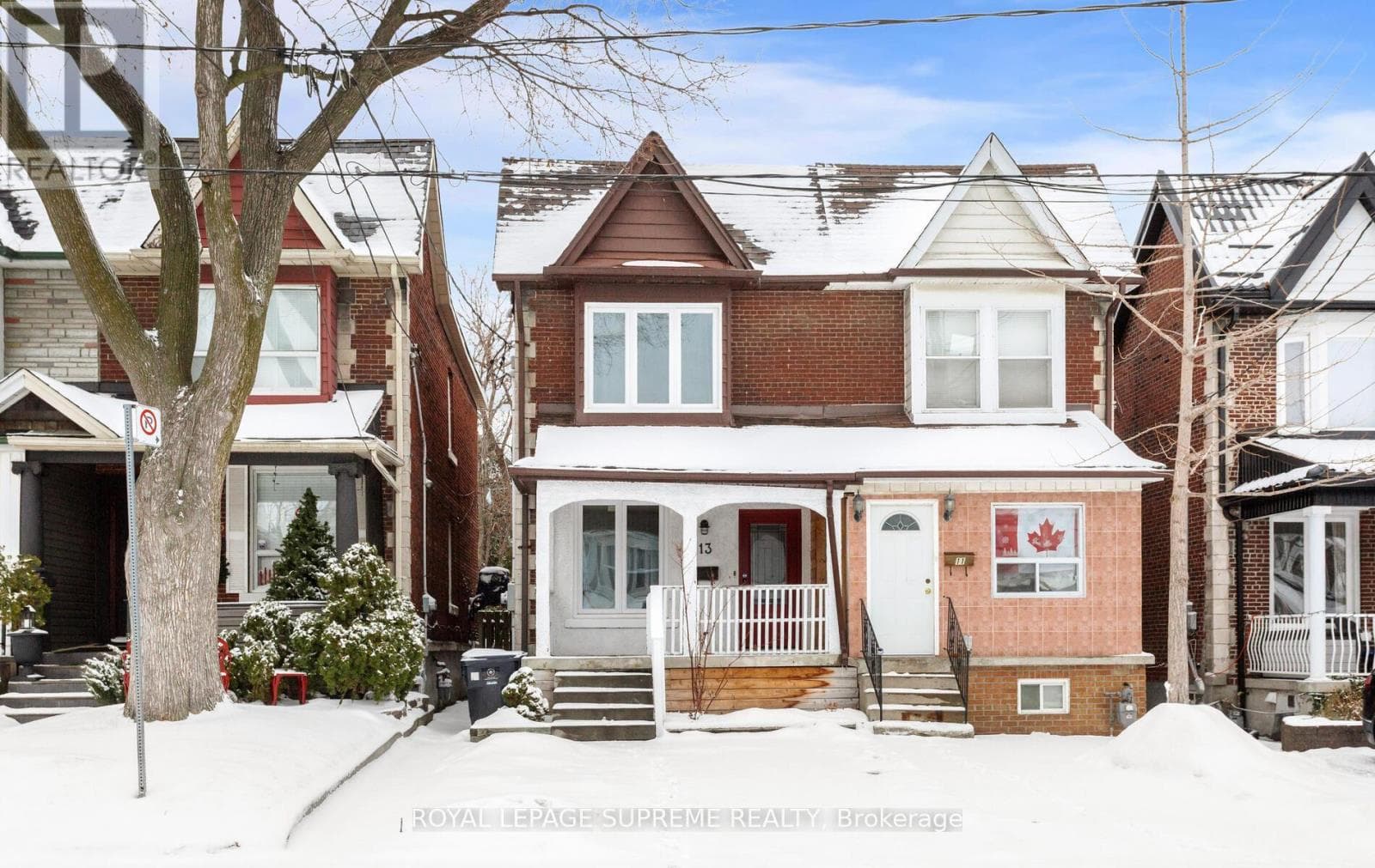 13 ROYAL STREET — Toronto (Rockcliffe-Smythe), Ontario - Main photo