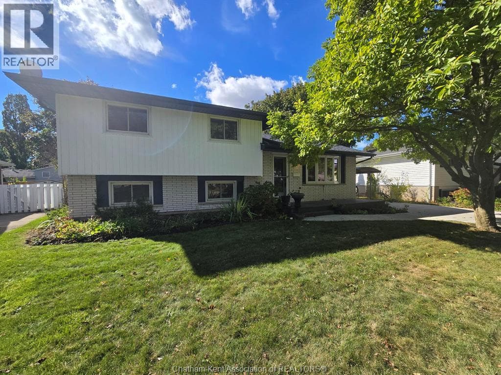 285 Baldoon ROAD — Chatham, Ontario - Main photo