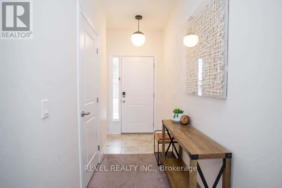 49 - 77 DIANA AVENUE — Brantford, Ontario - Photo 3 of 32