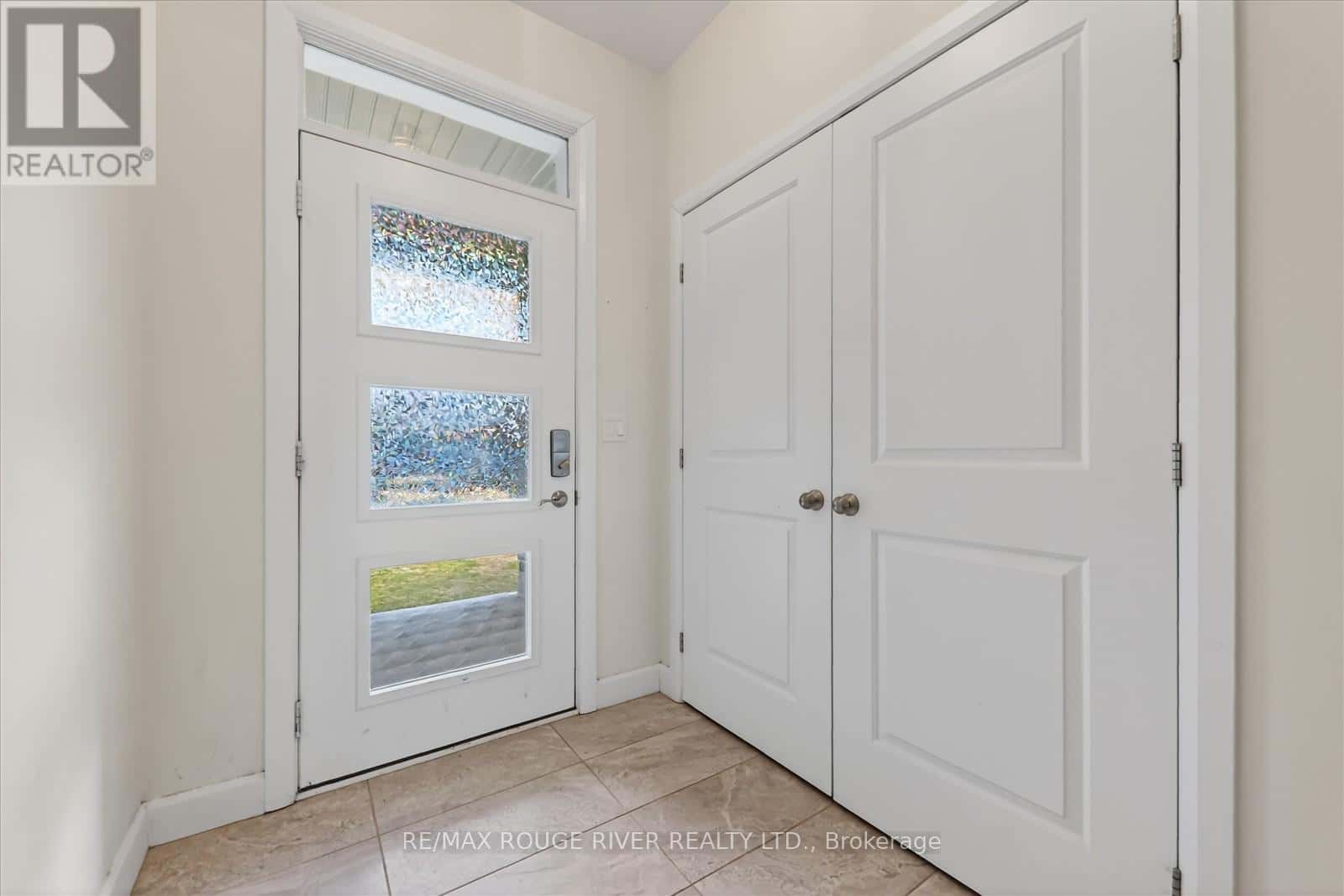 46 ERIE COURT — Loyalist (Amherstview), Ontario - Photo 3 of 32