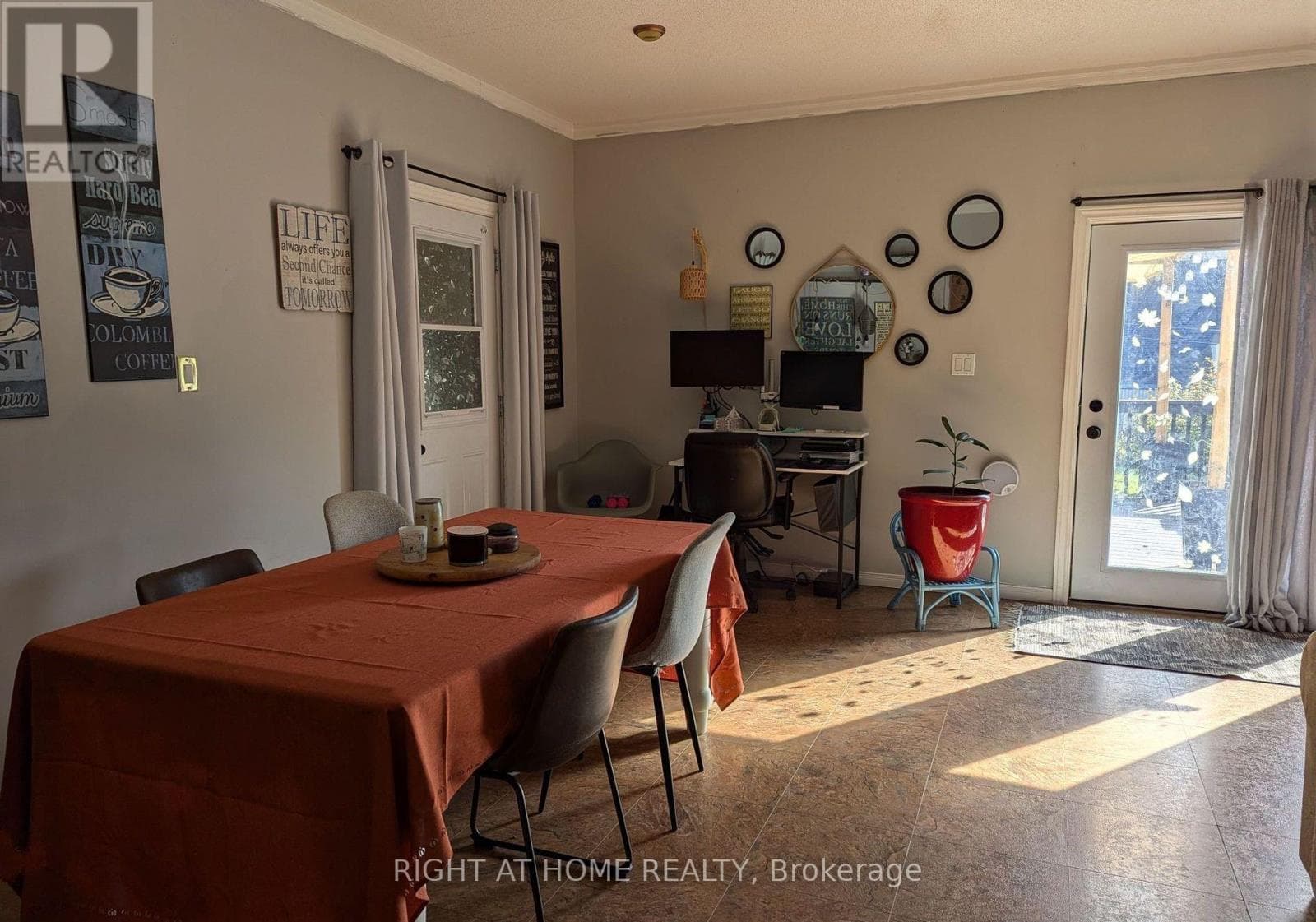 521 MCCOOL STREET — Mattawa, Ontario - Main photo