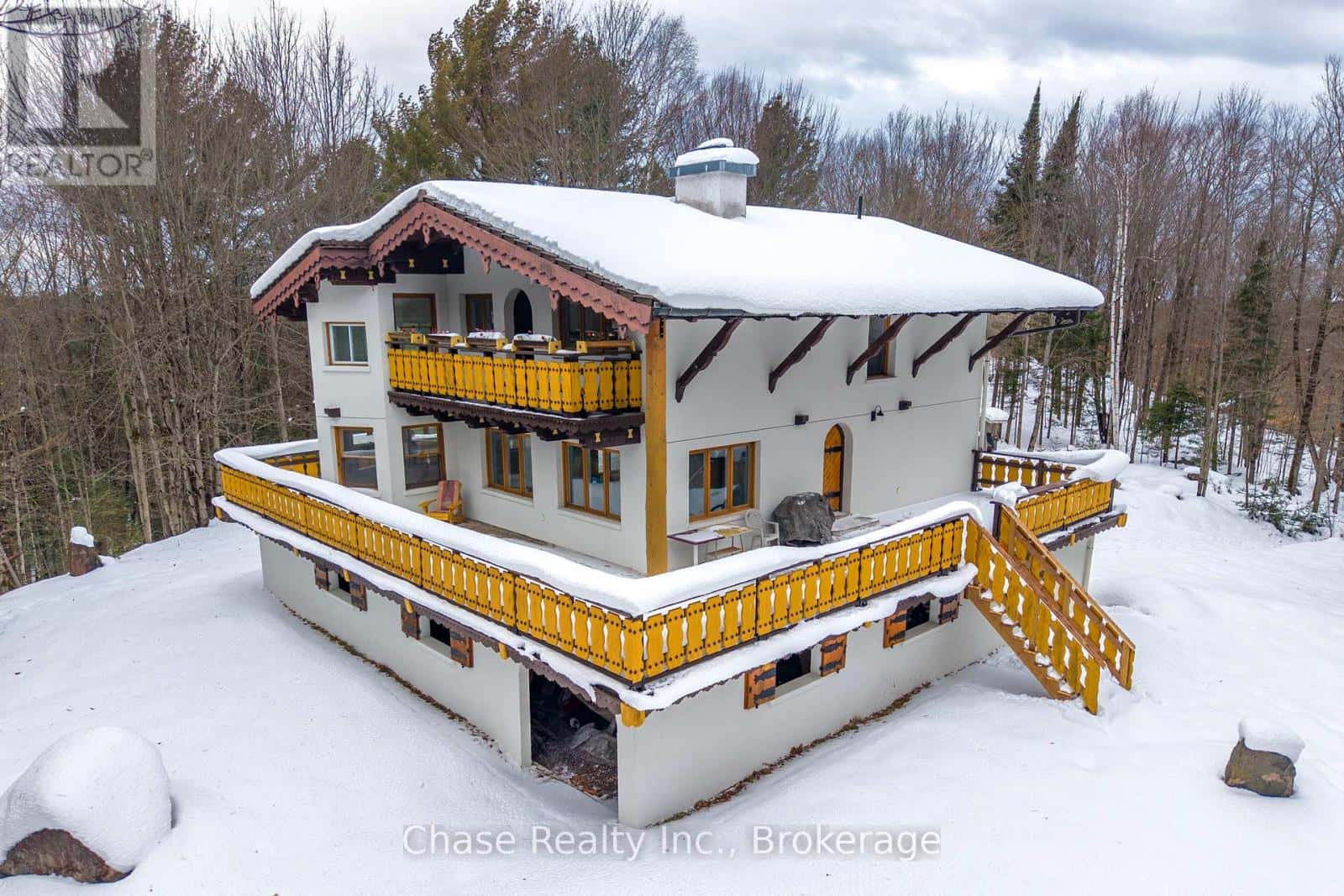 878 DEER LAKE RD ROAD — Huntsville (Stephenson), Ontario - Photo 2 of 48