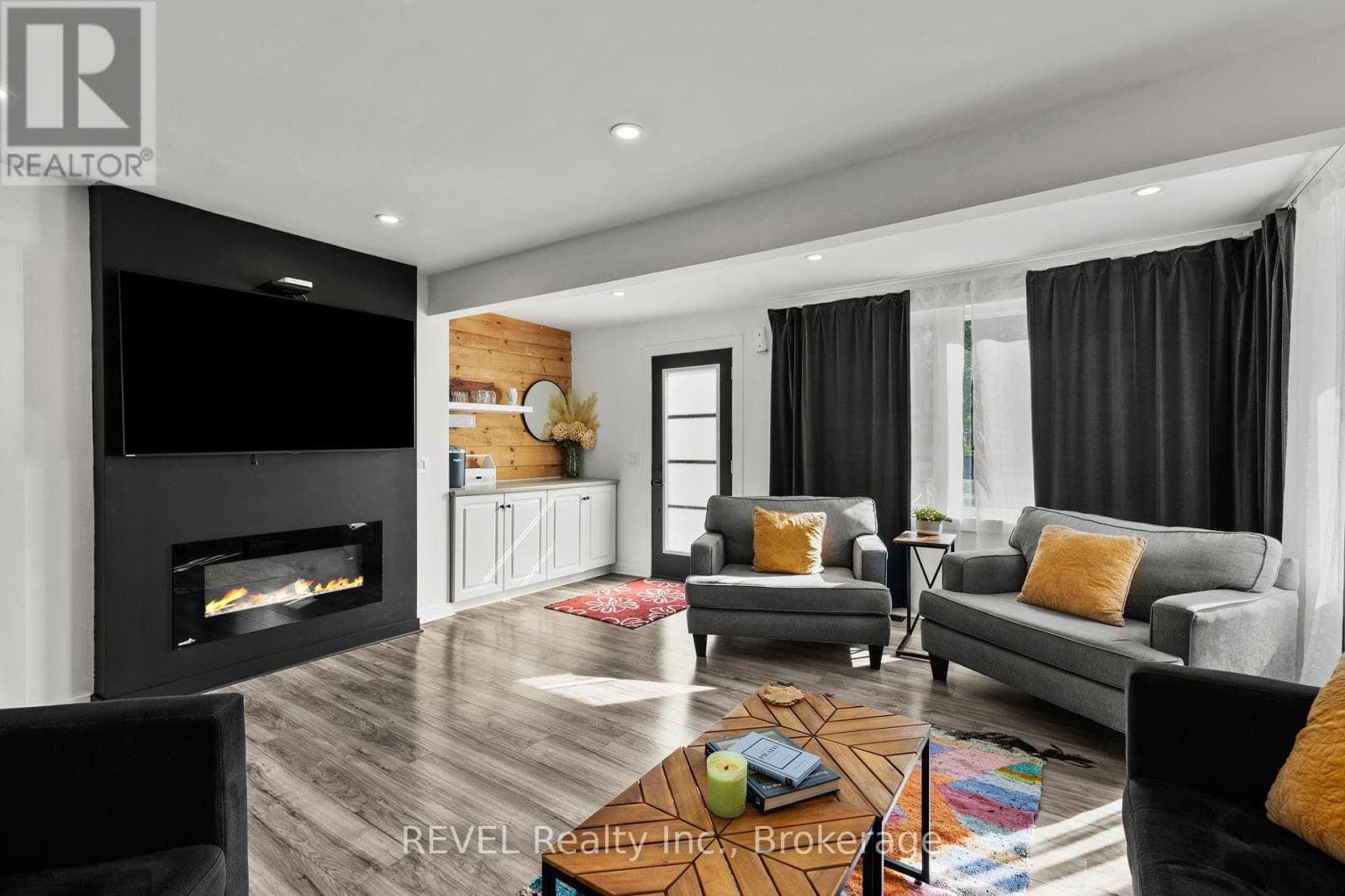 313 RIDGEWAY ROAD — Fort Erie (Crystal Beach), Ontario - Main photo