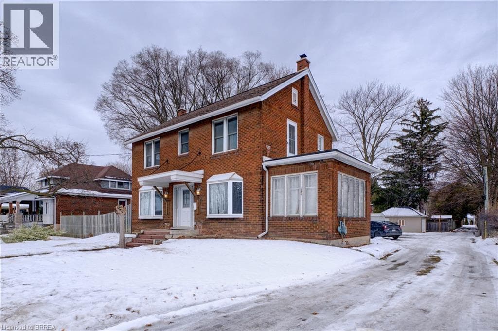 688 COLBORNE Street — Brantford, Ontario - Main photo