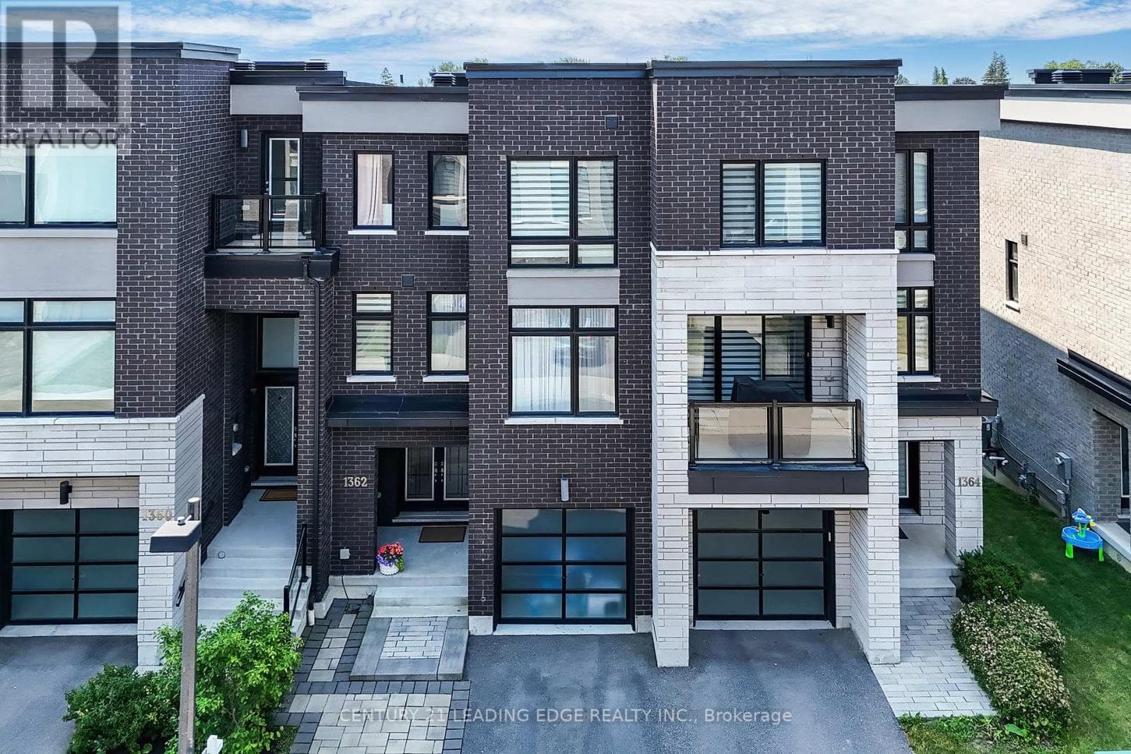 1362 GULL CROSSING N — Pickering (Bay Ridges), Ontario - Main photo