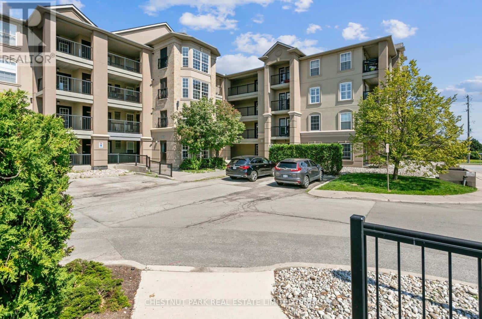 306 - 2055 APPLEBY LINE — Burlington (Uptown), Ontario - Photo 3 of 24