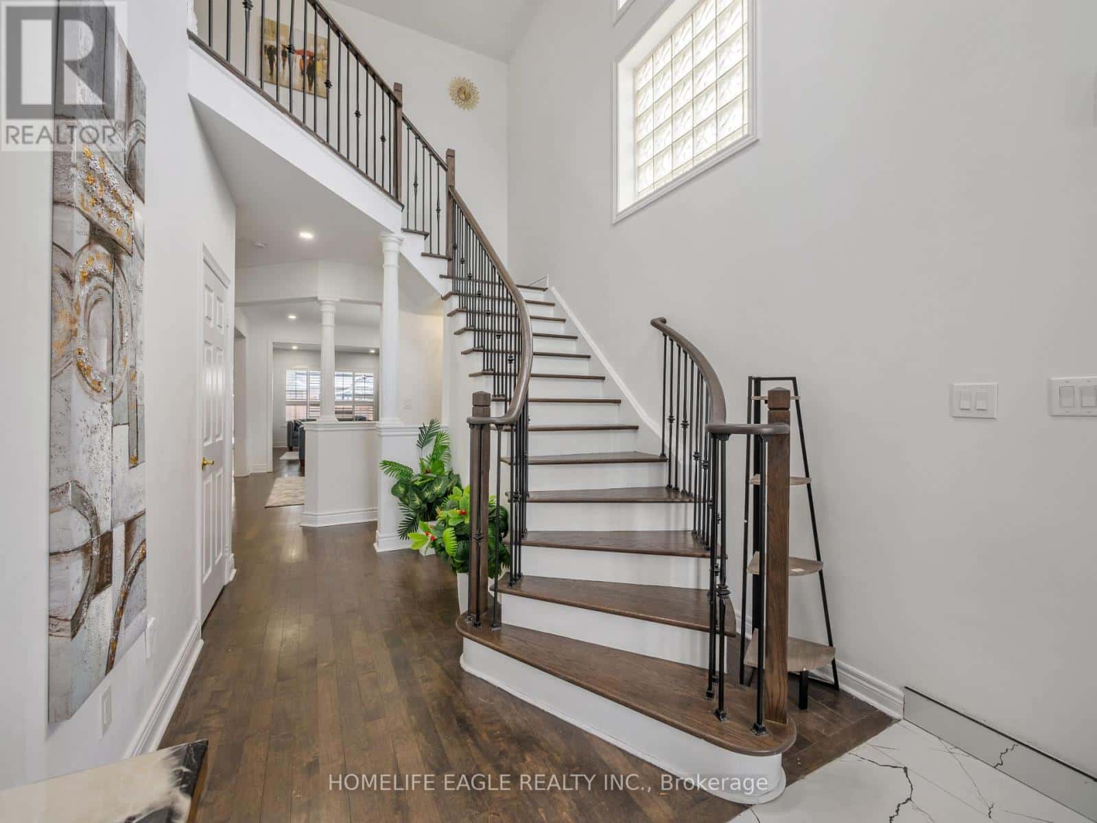 85 LIO AVENUE — Vaughan (Sonoma Heights), Ontario - Photo 2 of 32