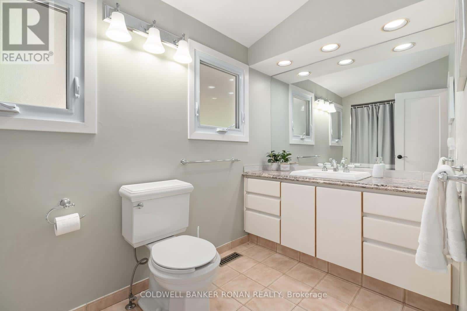 Mono — Mono - Photo 5 of 46