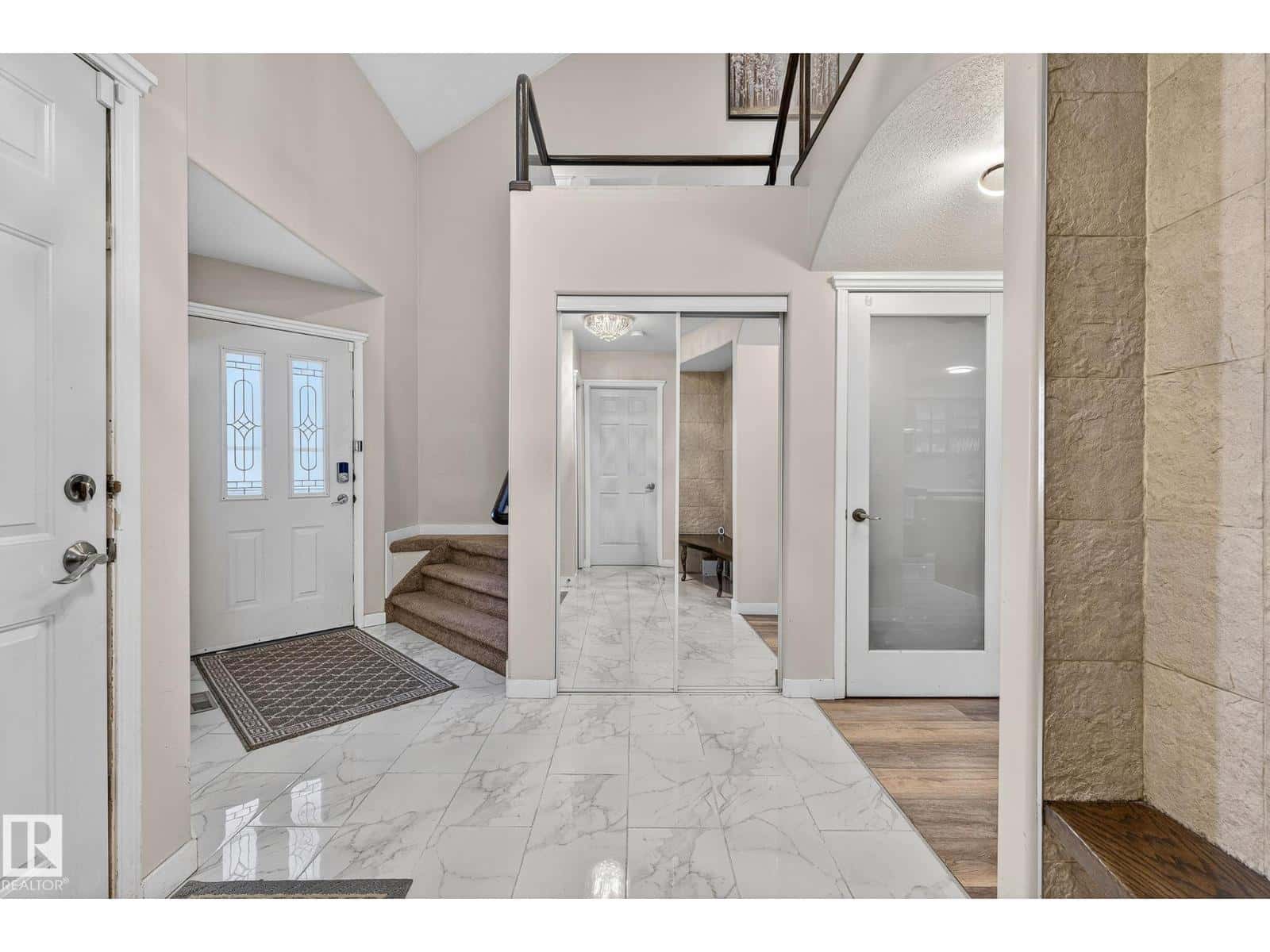 #3 1920 MILLWOODS RD E NW — Edmonton, Alberta - Photo 3 of 43