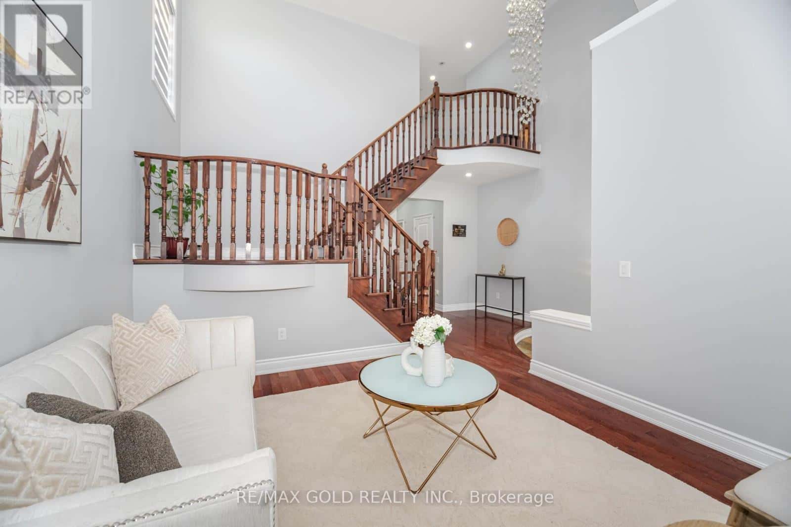 32 EAGLESPRINGS CRESCENT — Brampton (Bram East), Ontario - Photo 5 of 28