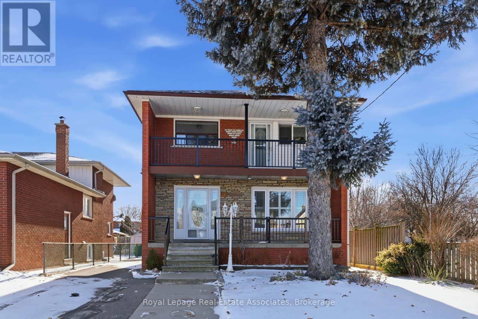 117 HARDING AVENUE — Toronto (Brookhaven-Amesbury), Ontario - Photo 2 of 37