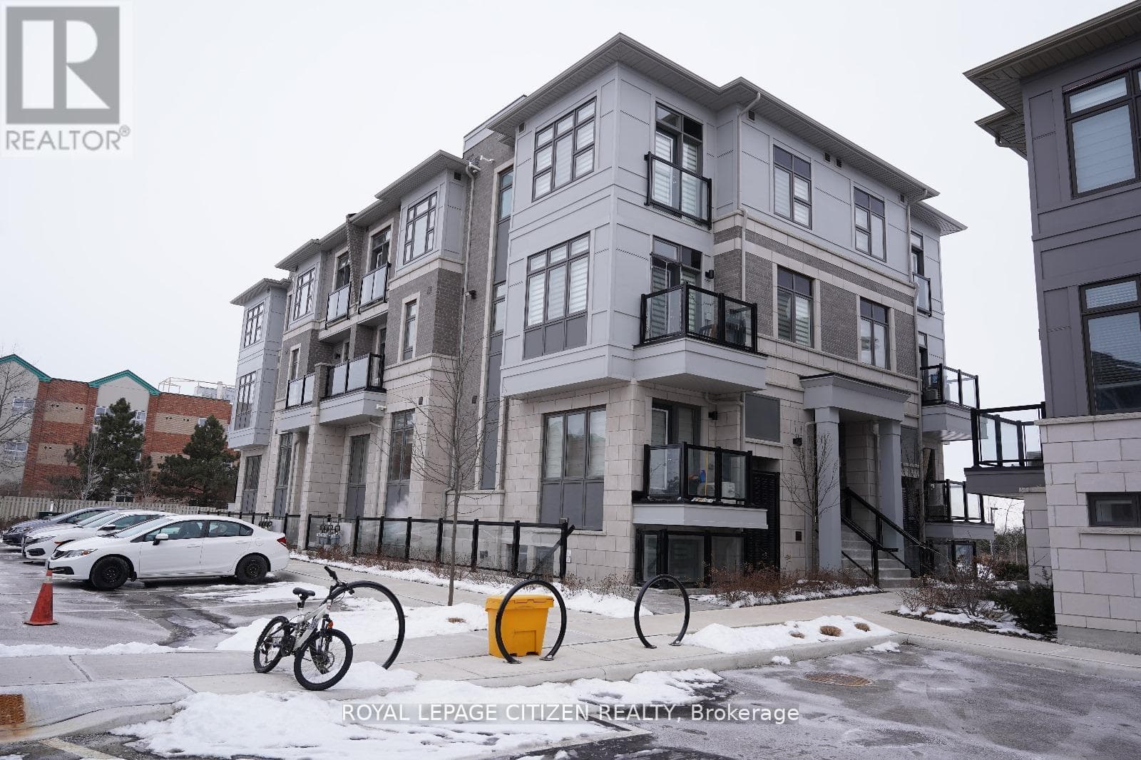 414 - 70 HALLIFORD PLACE — Brampton (Goreway Drive Corridor), Ontario - Main photo