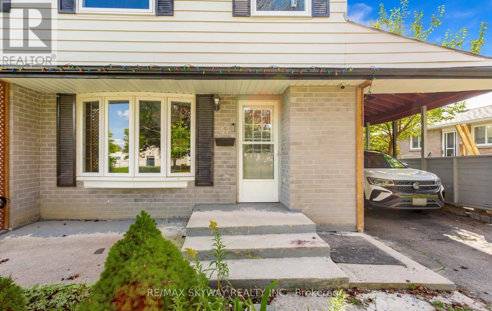 57 JEFFERSON ROAD — Brampton (Northgate), Ontario - Photo 4 of 43