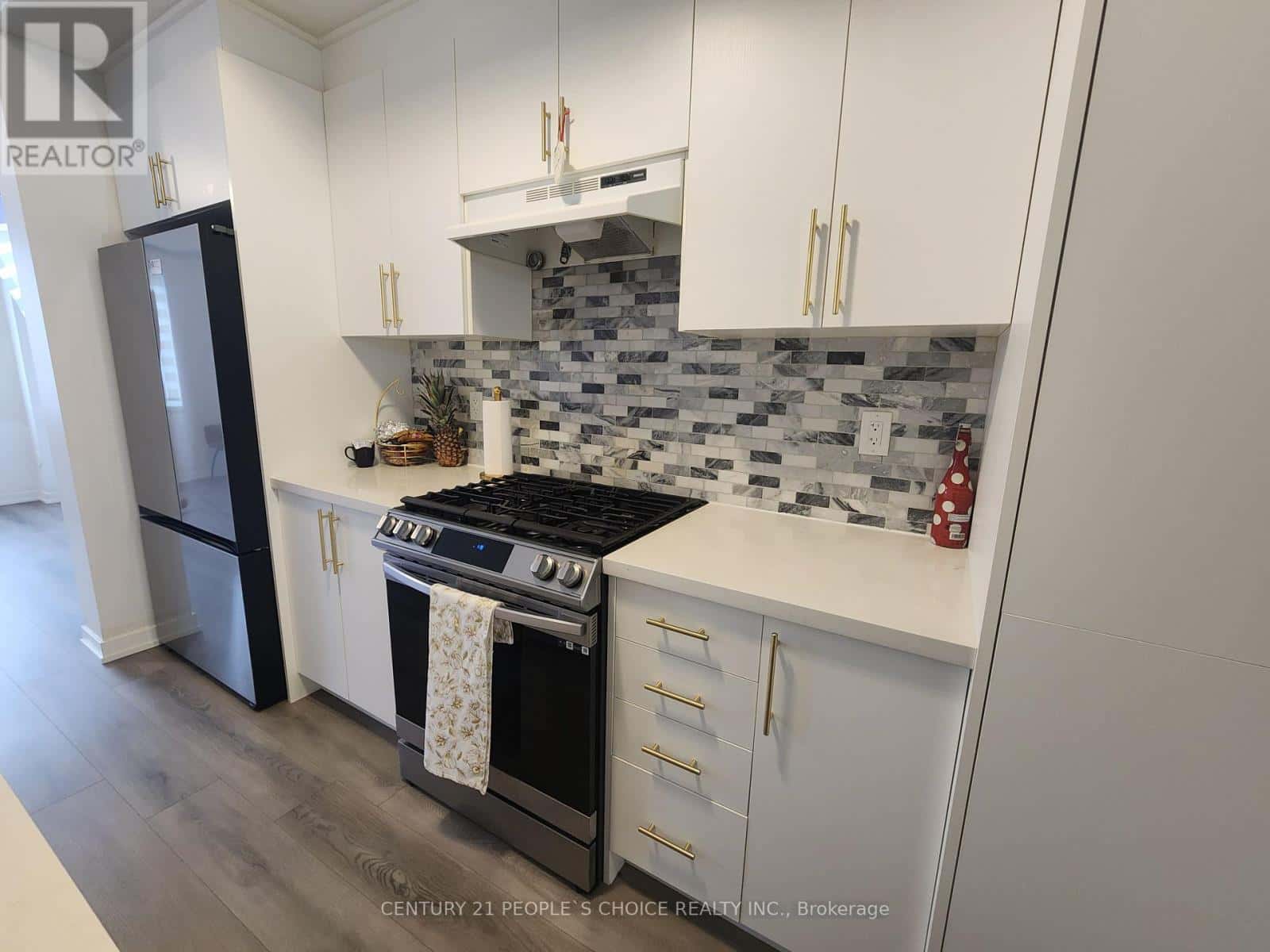 44 LAMBERT LANE — Caledon (Bolton East), Ontario - Photo 5 of 25