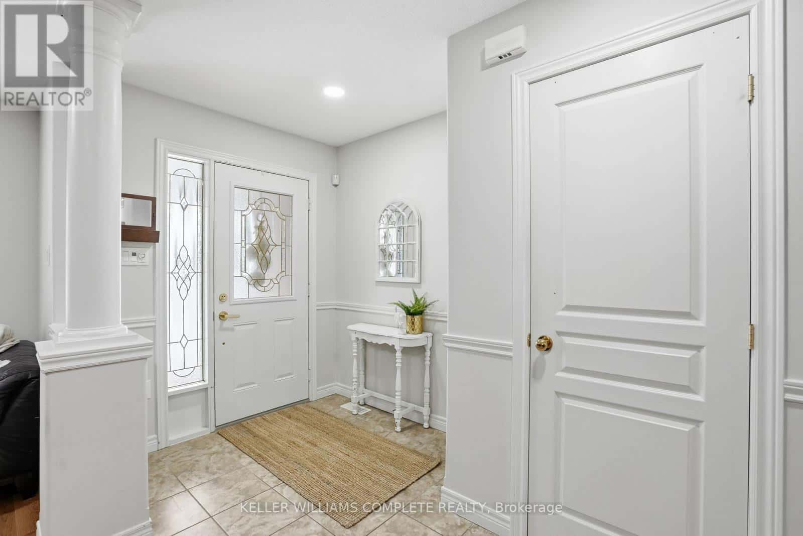 144 SUMNER CRESCENT — Grimsby (Grimsby Beach), Ontario - Photo 3 of 33