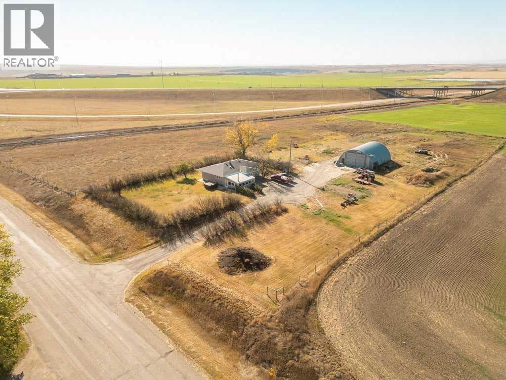 101012 Range Road 234 — Rural Lethbridge County, Alberta - Main photo