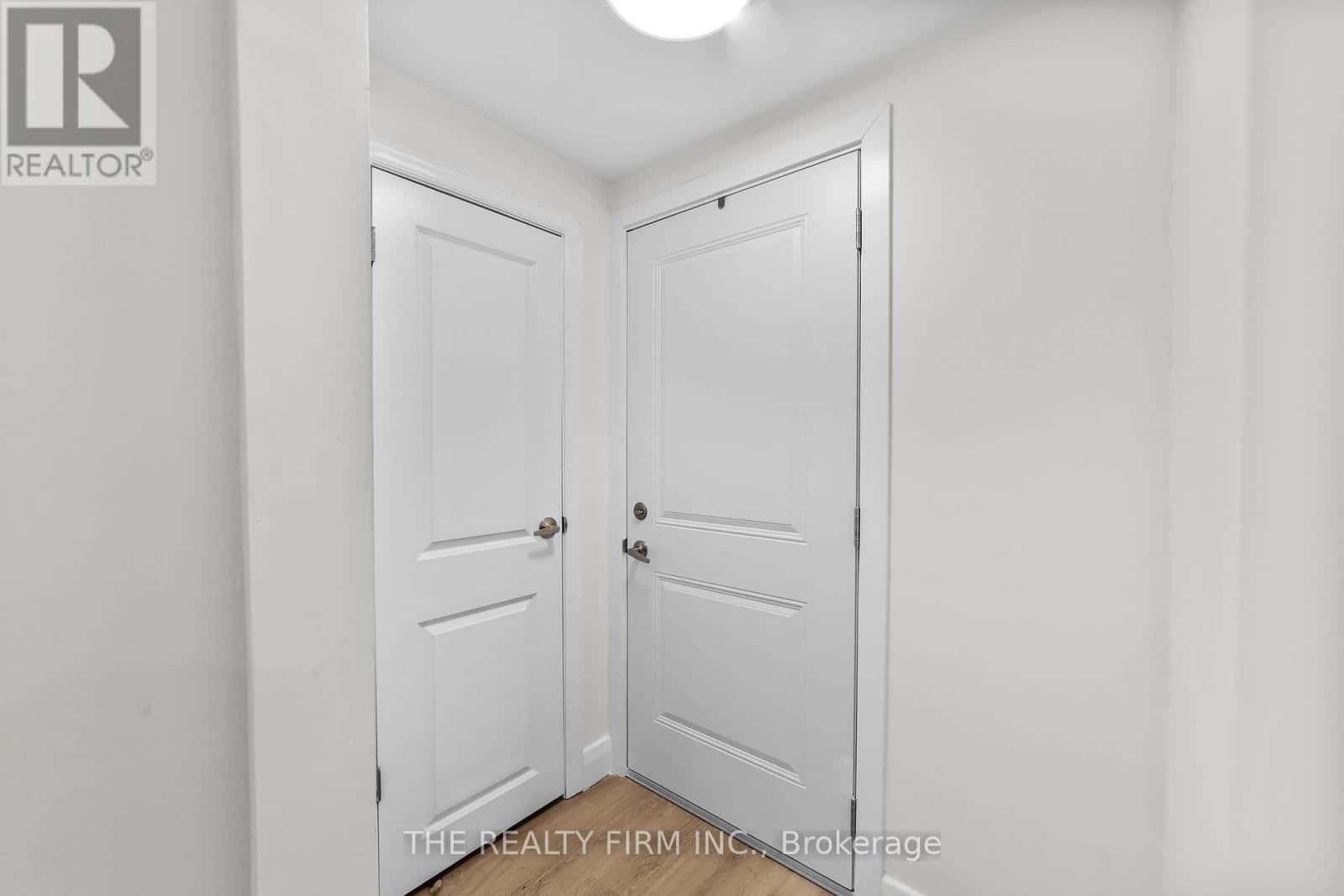 271 HERKIMER STREET — London South (South H), Ontario - Photo 5 of 31