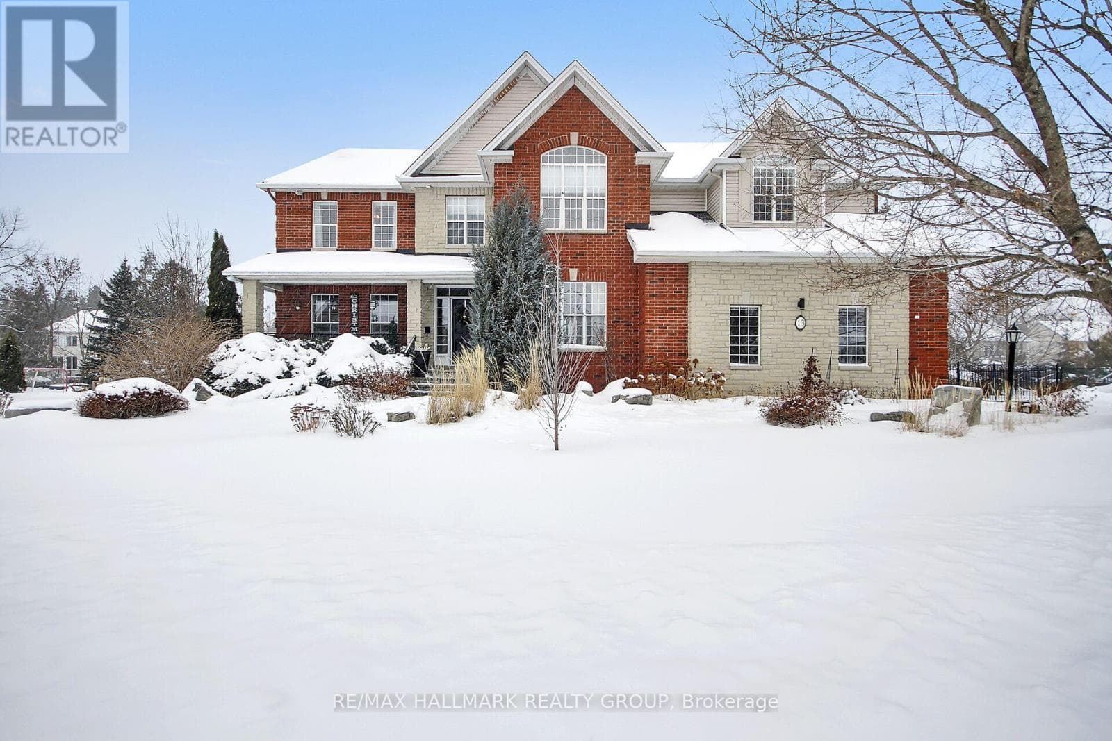 13 BEECHGROVE GARDENS — Ottawa, Ontario - Main photo