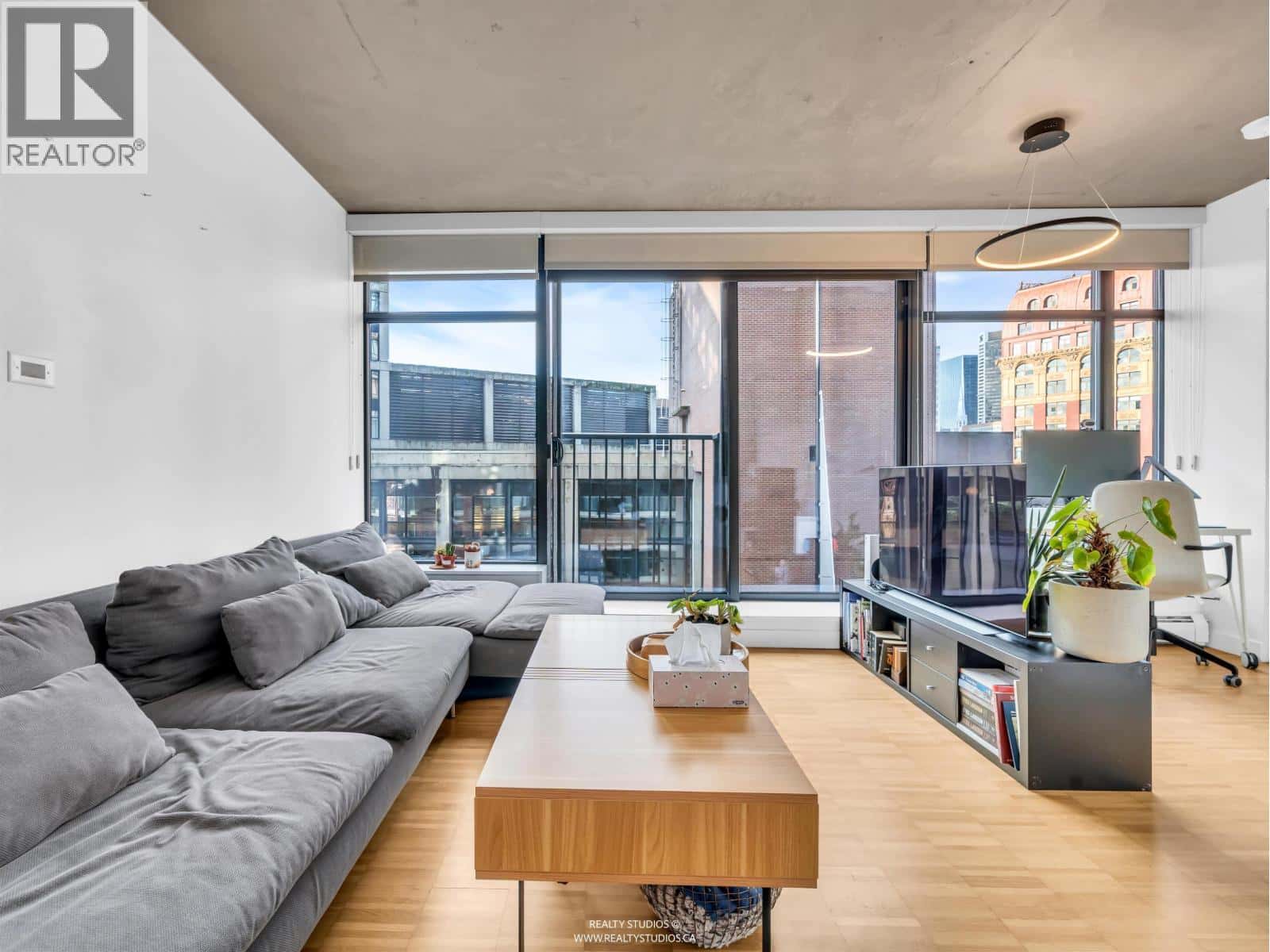 908 128 W CORDOVA STREET — Vancouver, British Columbia - Photo 3 of 21