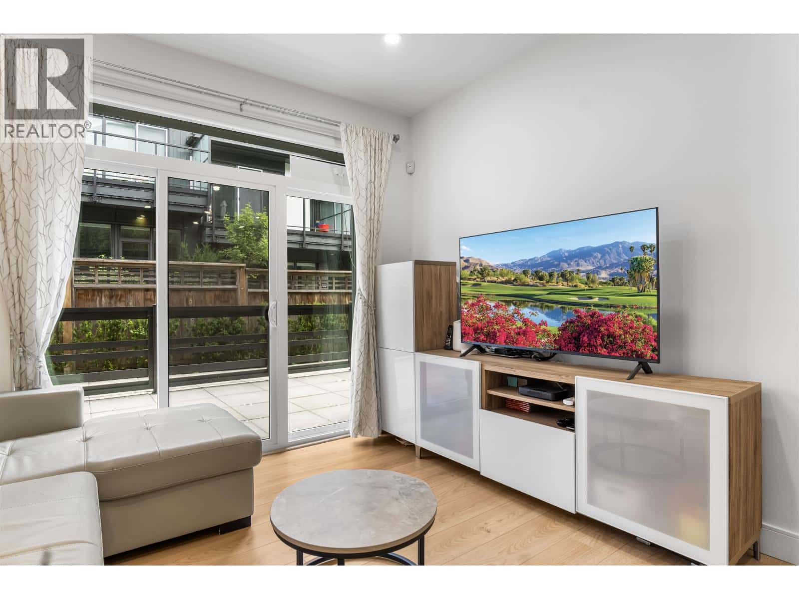 106 7131 17TH AVENUE — Burnaby, British Columbia - Photo 4 of 32