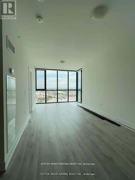 1101 - 2908 HIGHWAY 7 — Vaughan (Concord), Ontario - Photo 3 of 14