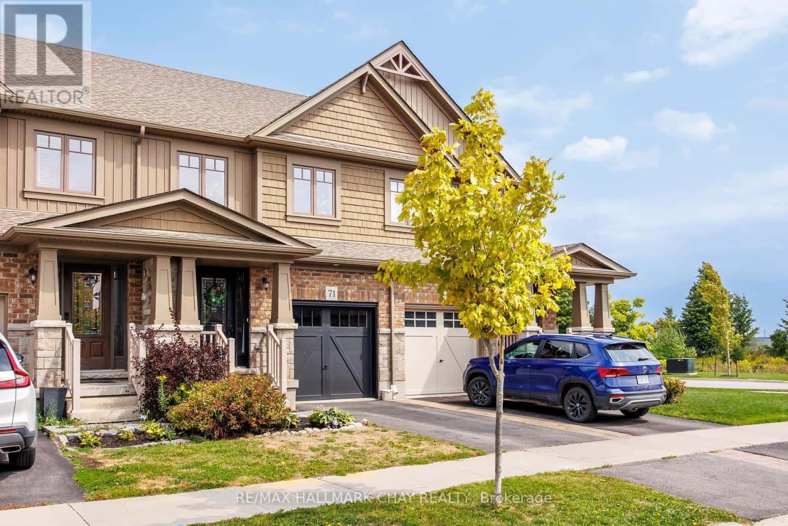 71 WINTERTON COURT — Orangeville, Ontario - Photo 3 of 34