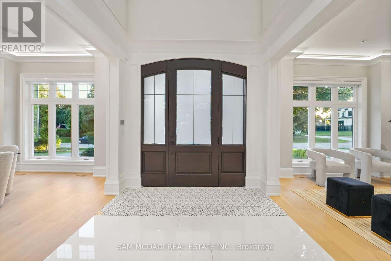 371 WILLIS DRIVE — Oakville (WO West), Ontario - Photo 3 of 50