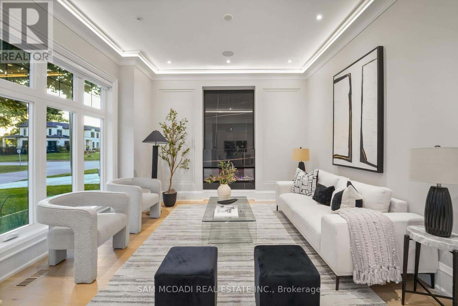 371 WILLIS DRIVE — Oakville (WO West), Ontario - Photo 4 of 50