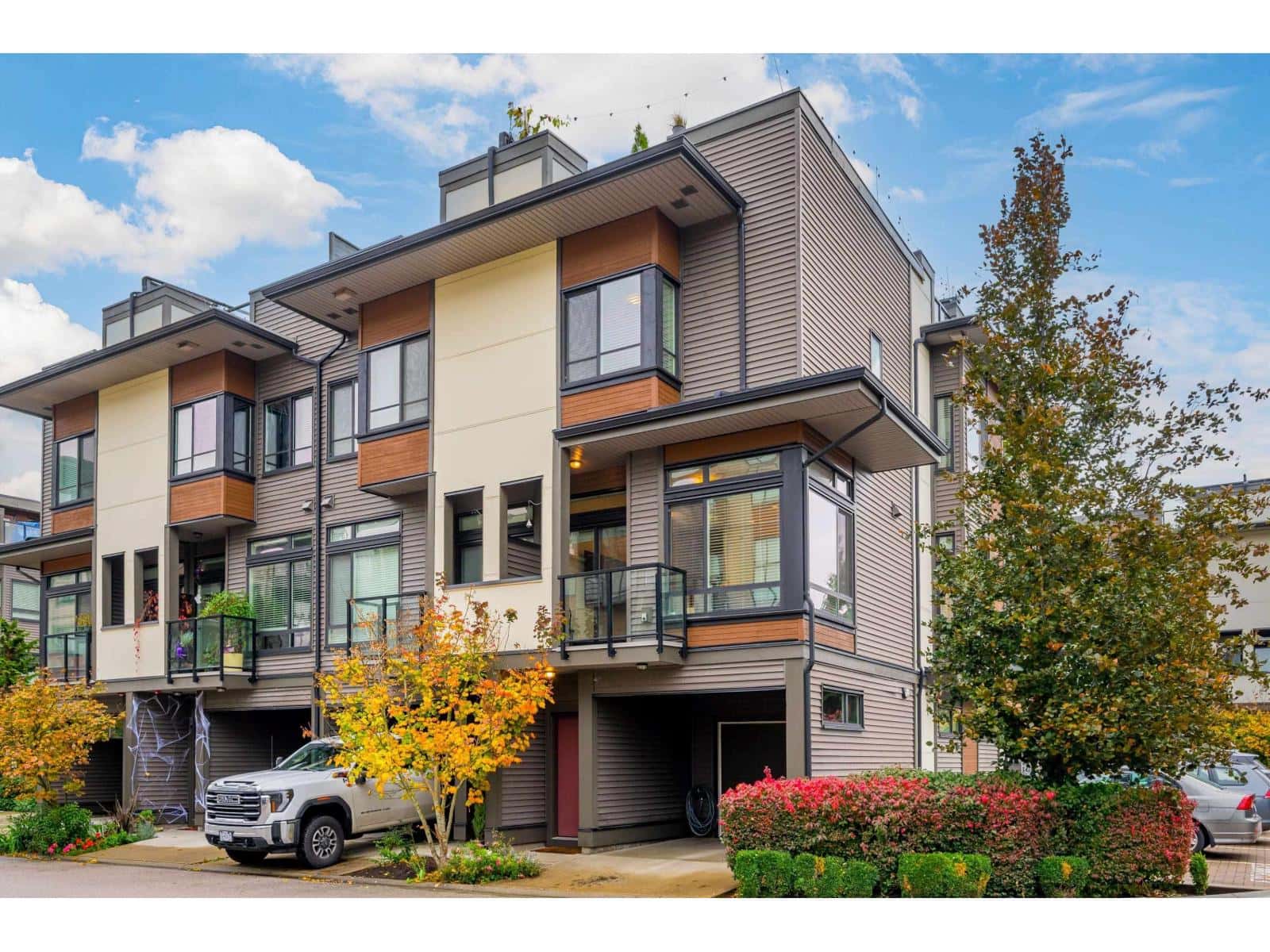 51 7811 209 STREET — Langley, British Columbia - Photo 4 of 31