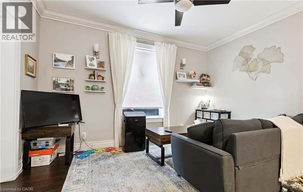 43 EBY Street S — Kitchener, Ontario - Photo 4 of 43