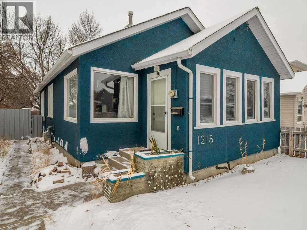 1218 7 Street N — Lethbridge - Photo 4 of 84