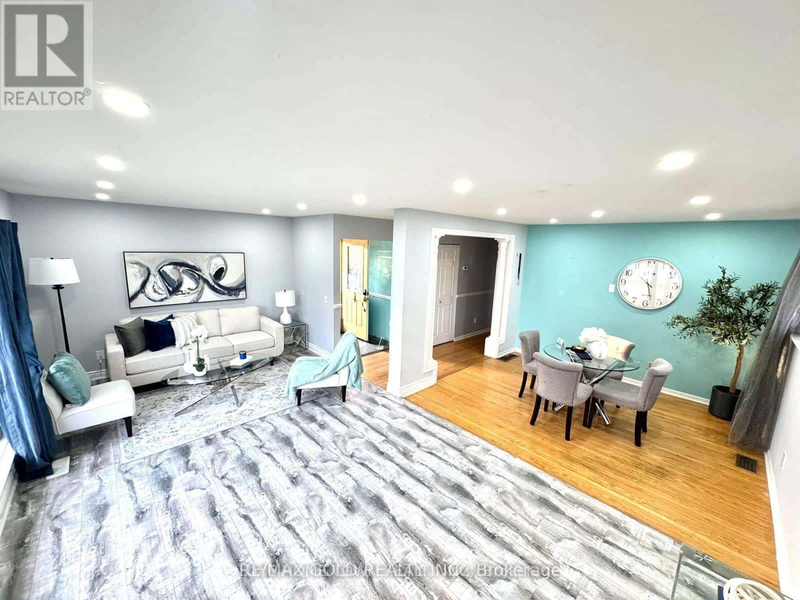 7 ADDINGTON CRESCENT — Brampton (Avondale), Ontario - Photo 4 of 23