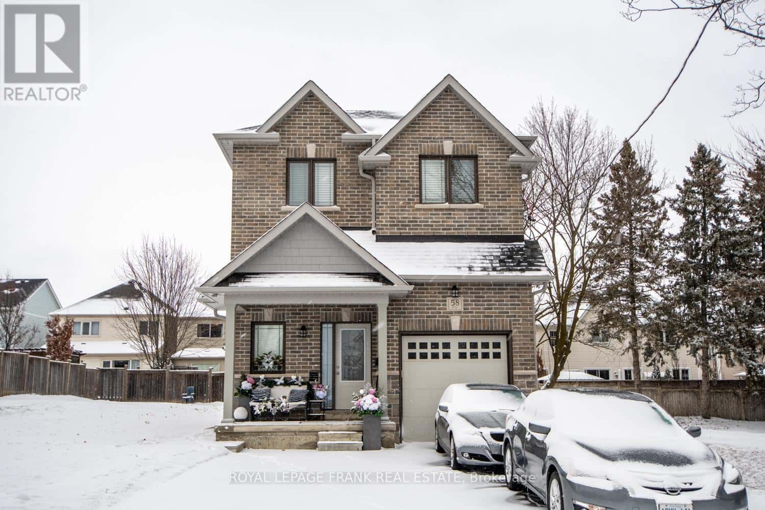 58 VIPOND ROAD — Whitby (Brooklin), Ontario - Photo 2 of 26