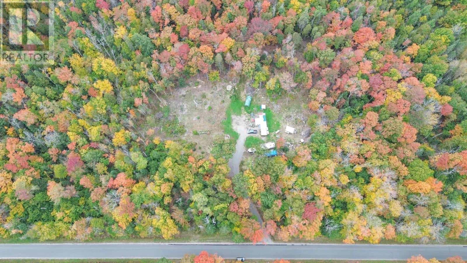 2542 Hilton RD — Hilton Beach, Ontario - Photo 5 of 17