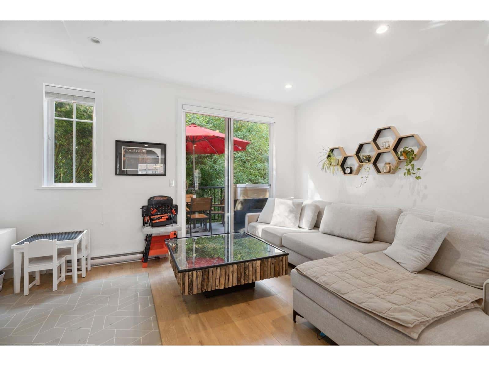 65 15588 32 AVENUE — Surrey, British Columbia - Photo 4 of 38