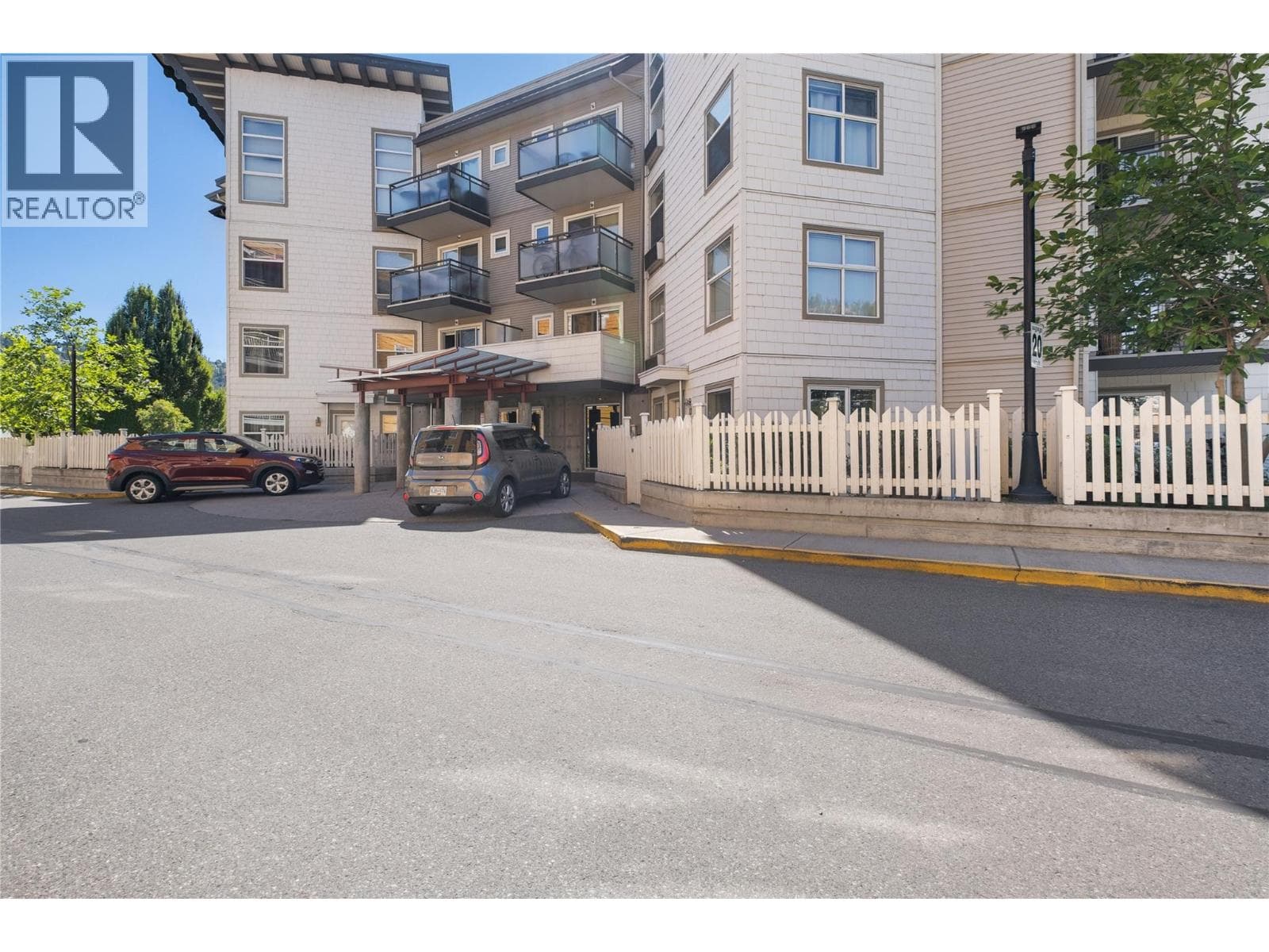 567 Yates Road Unit# 210 — Kelowna, British Columbia - Main photo
