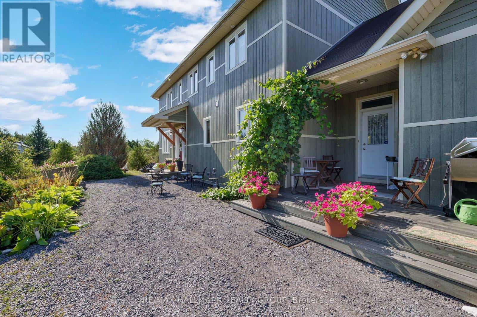 1757 CORKERY ROAD — Ottawa, Ontario - Photo 5 of 48