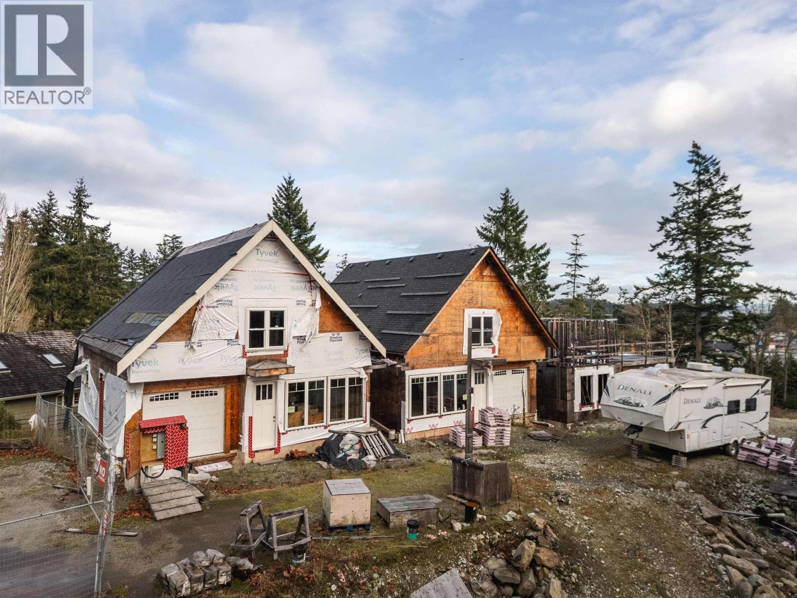 107 ATKINS ROAD — Salt Spring Island, British Columbia - Main photo