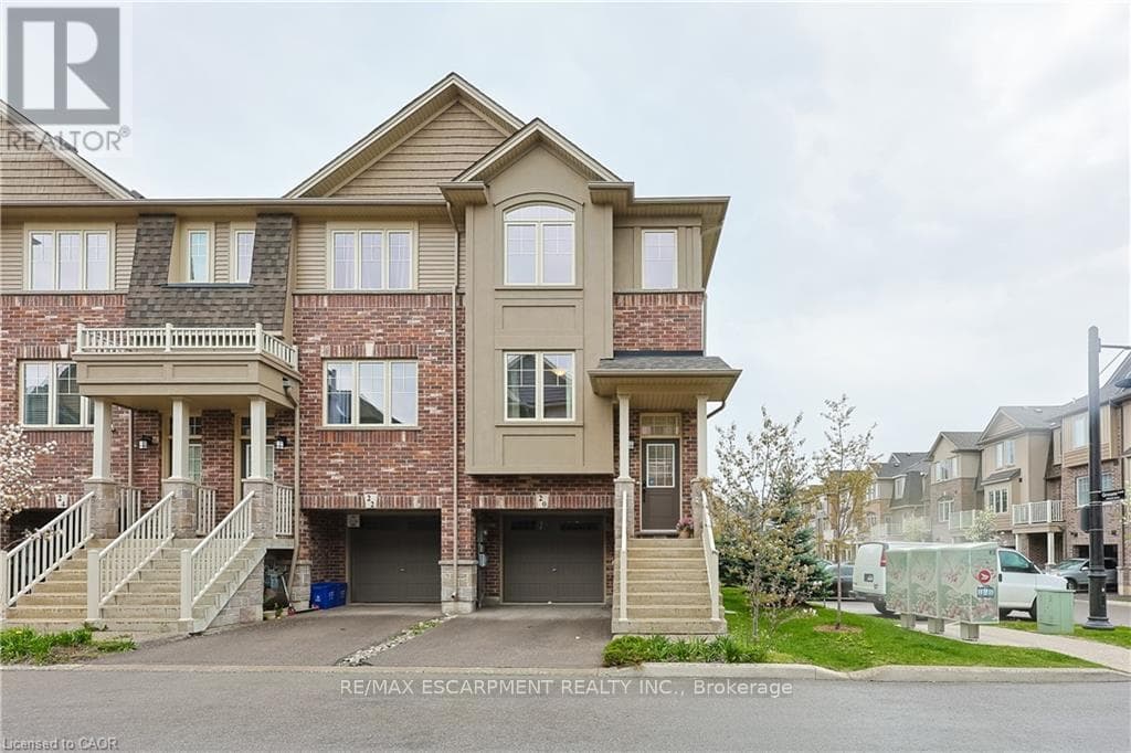 20 BARLEY LANE — Hamilton (Meadowlands), Ontario - Main photo