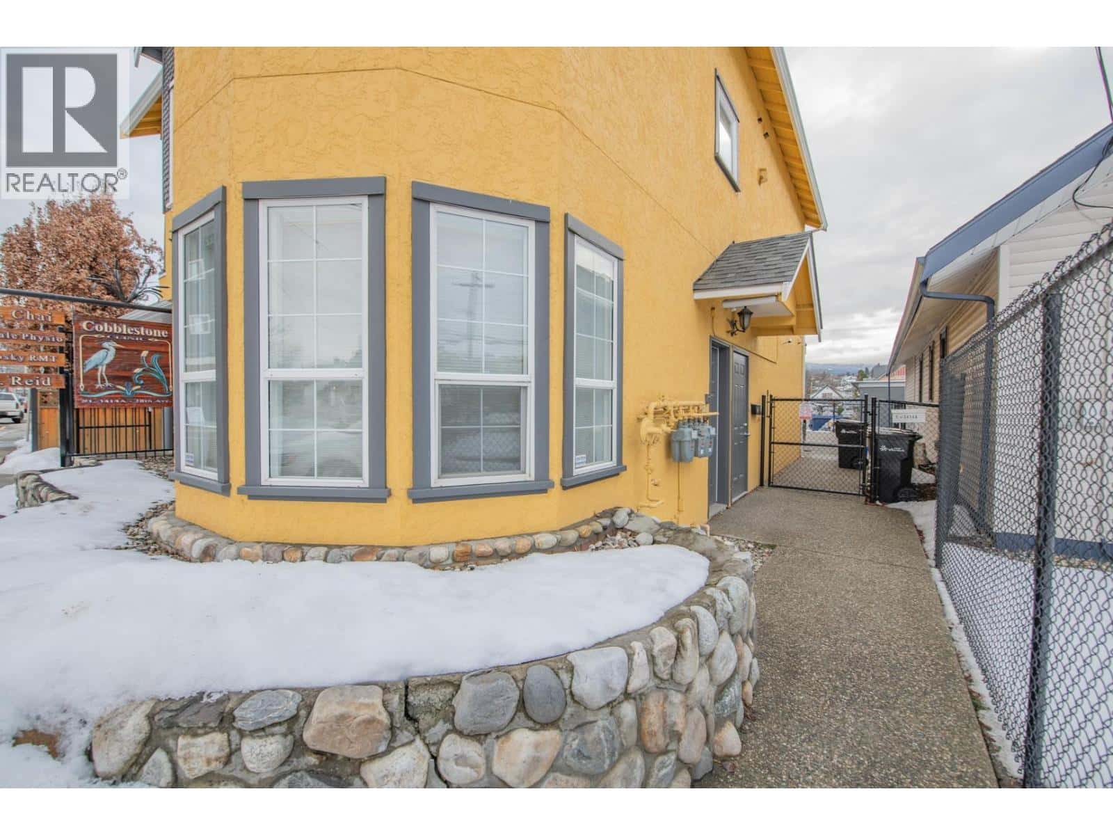 3414A 28th Avenue Unit# 2 — Vernon, British Columbia - Photo 3 of 51