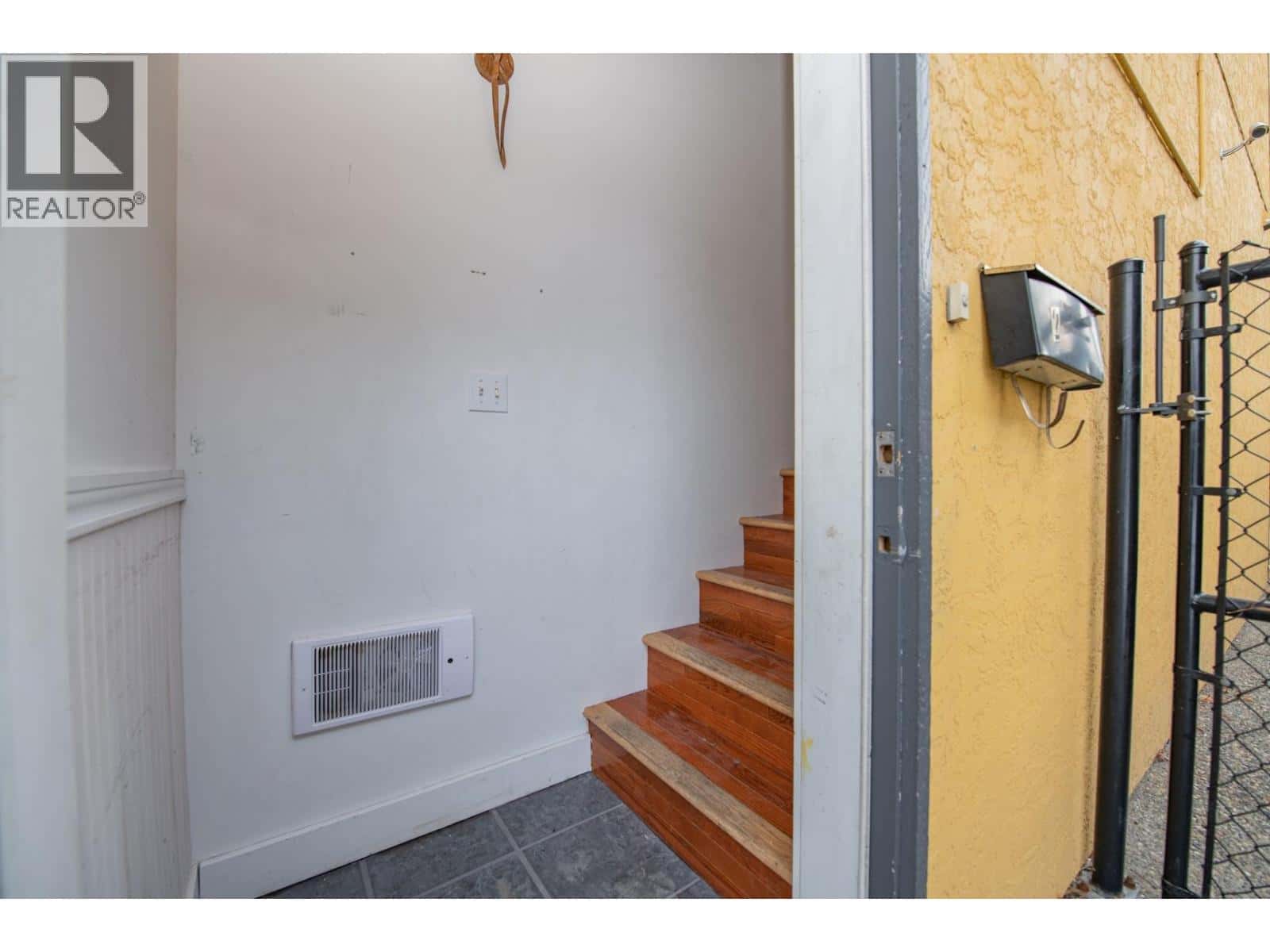 3414A 28th Avenue Unit# 2 — Vernon, British Columbia - Photo 5 of 51